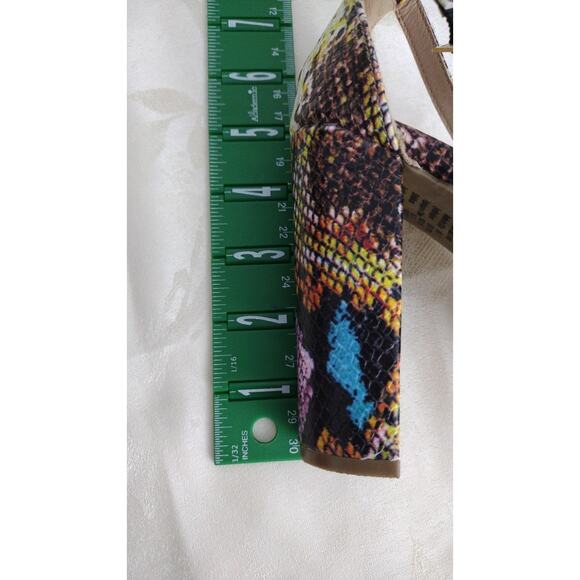 Report Sandals Womens Size 7 Purple Multi Snake Print Block Heel Ankle Strap - Picture 3 of 7